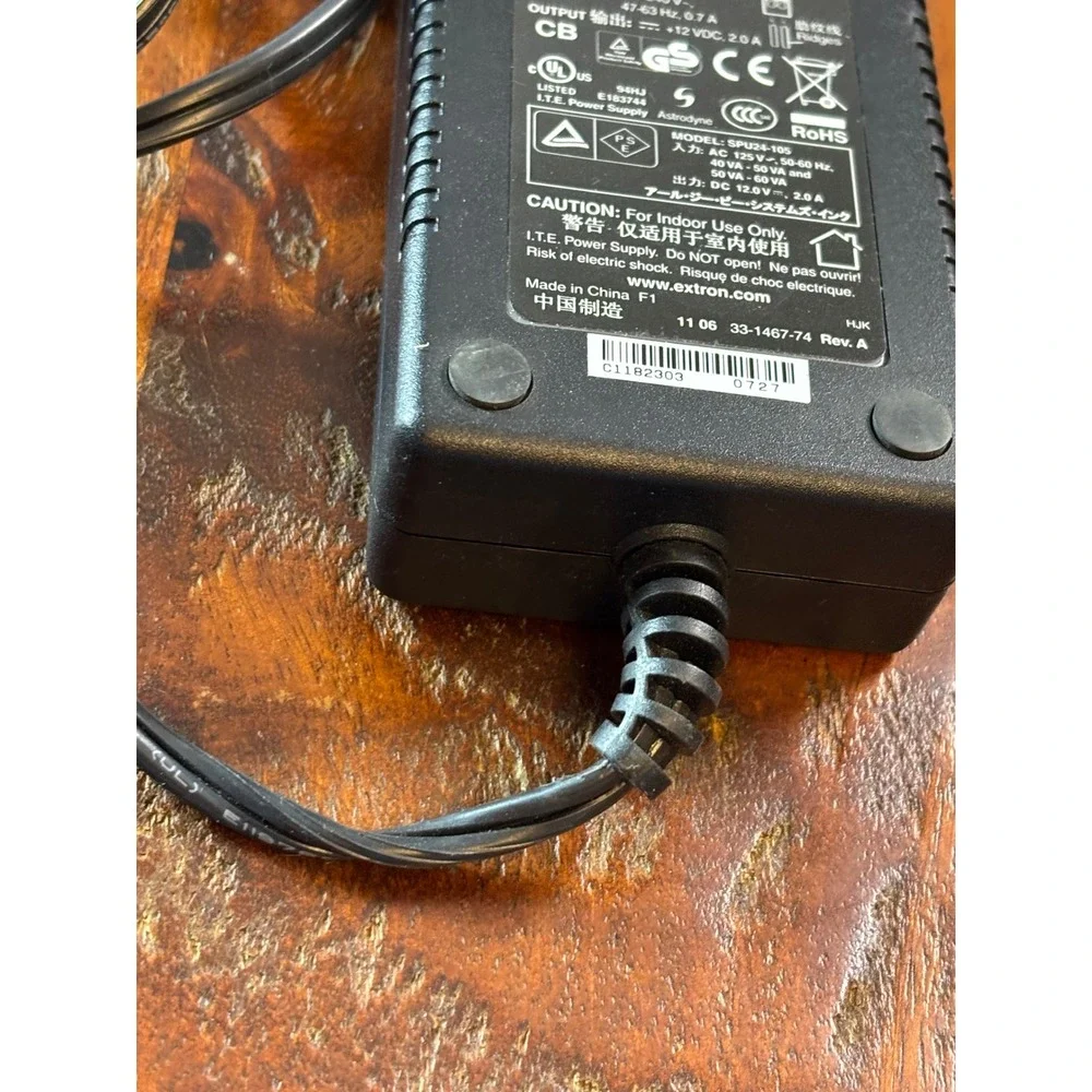 Extron SPU24-105 Power Supply 12V‎ 2.0A 28-181-04LF Locking Barrel Plug Black